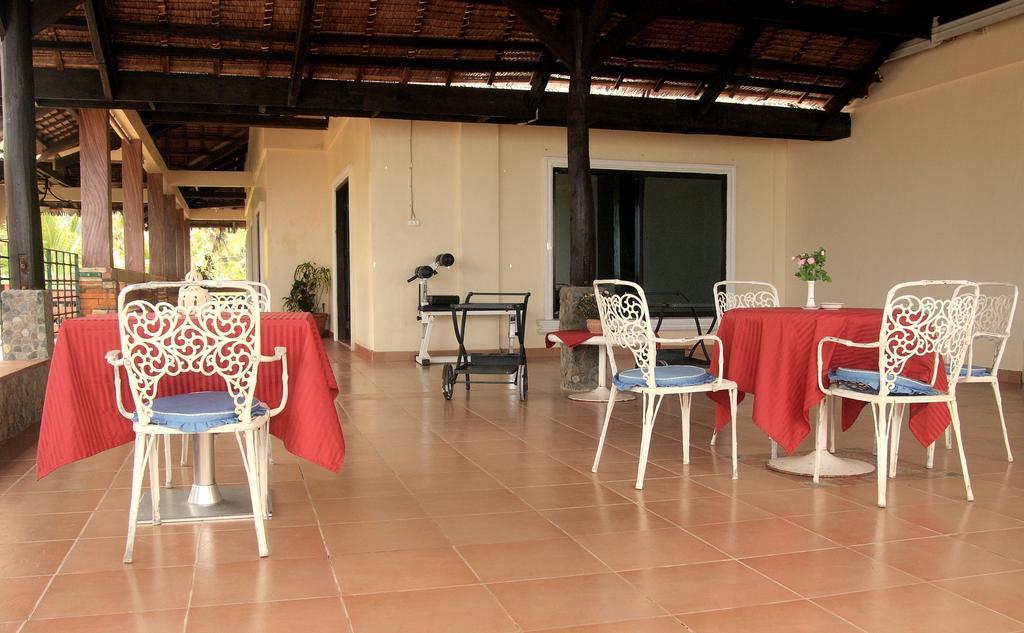 Le Palme Beach Resort Pandan Exterior foto